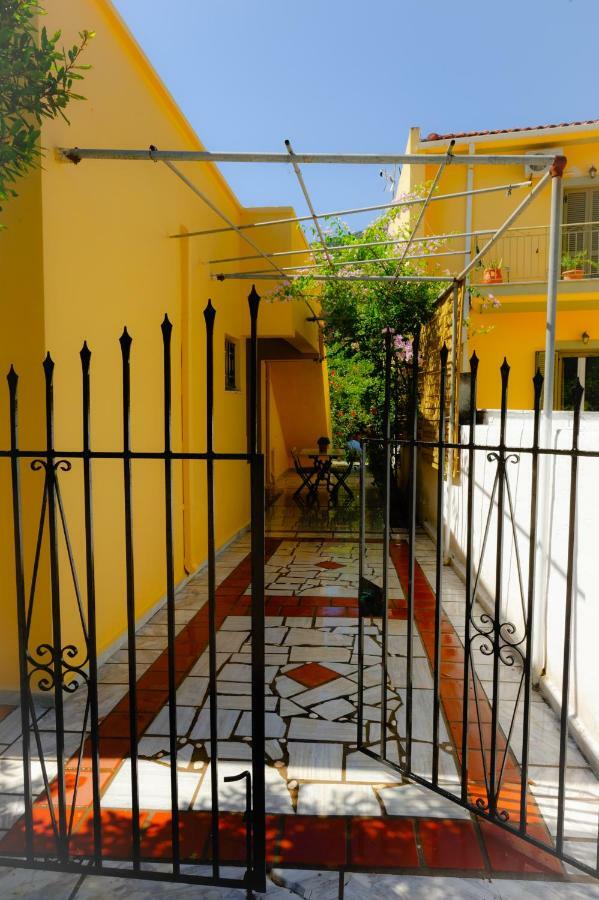House With Garden Near The Sea Apartment Agia Efimia Exterior photo